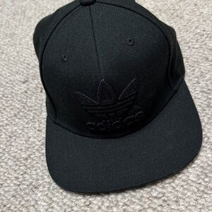 Adidas Classic Black Hat